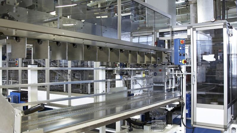 食品行业装配线设备：解析其区别与关键特性